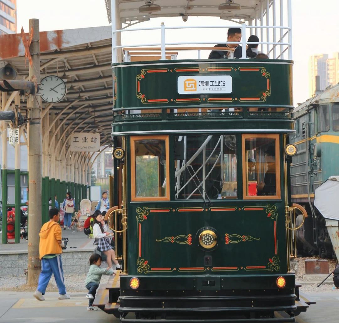 深圳也有雙層復古鐺鐺車啦🚎深圳清水河鐵路公園雙層復古火車 | 懷舊感拉滿，喚醒時代記憶