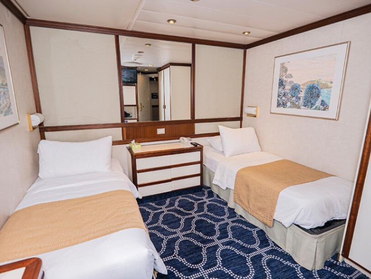 領航星號內側房